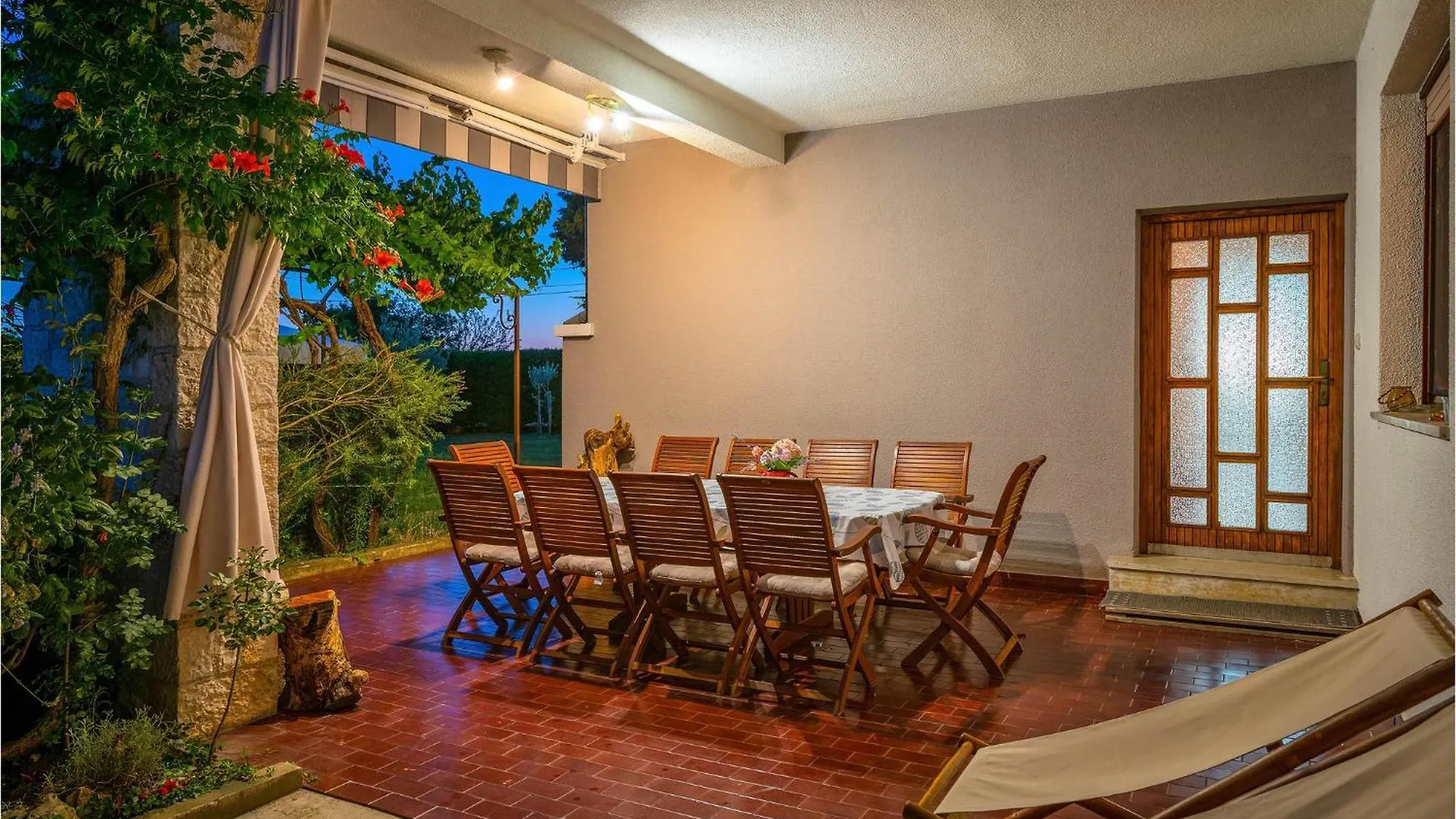 5 Bedroom Lovely Home In Krnica 0*,  Κροατία